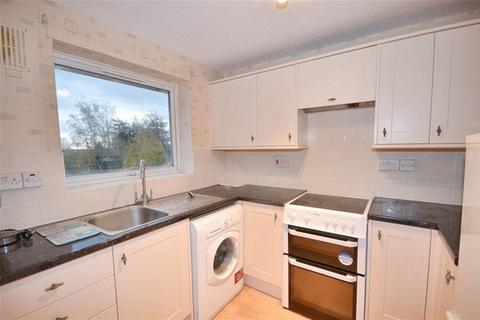 2 bedroom flat to rent, Roydon Court, Hemel Hempstead