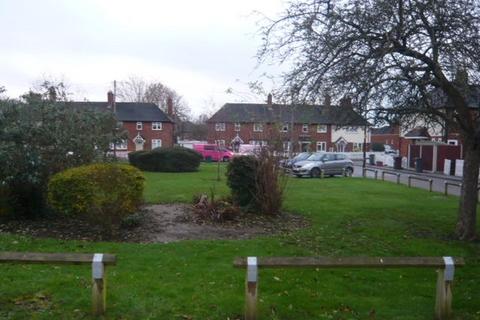 2 bedroom terraced house to rent, ORDNANCE CLOSE, FELTHAM