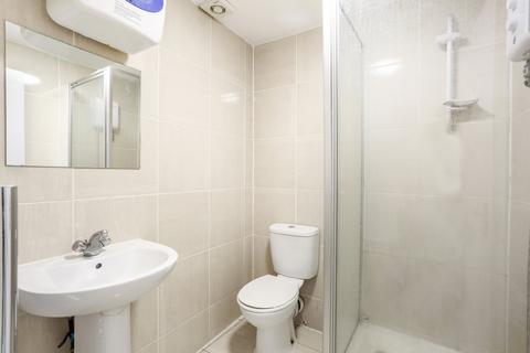 1 bedroom apartment to rent, Guilford Street, London WC1N