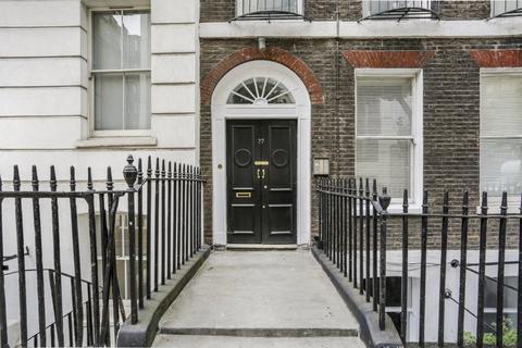 Studio to rent, Guilford Street, London WC1N