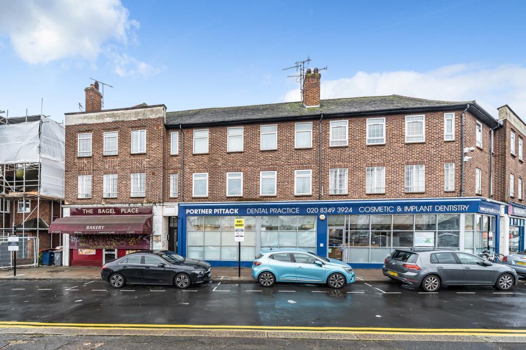 Holders Hill Road, Mill Hill East, NW7 2 bed flat for sale £350,000