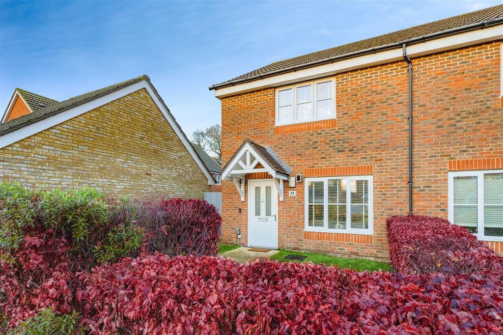 Jellicoe Drive, Southampton SO31 2 bed semidetached house for sale £
