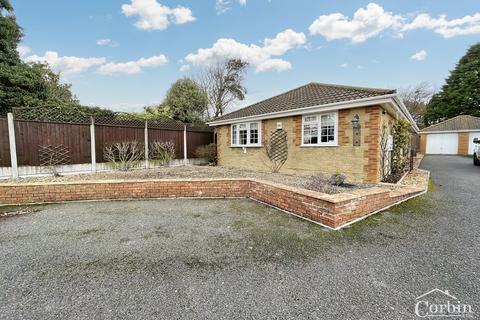 3 bedroom detached bungalow for sale, Oak Gardens, Bournemouth, Dorset