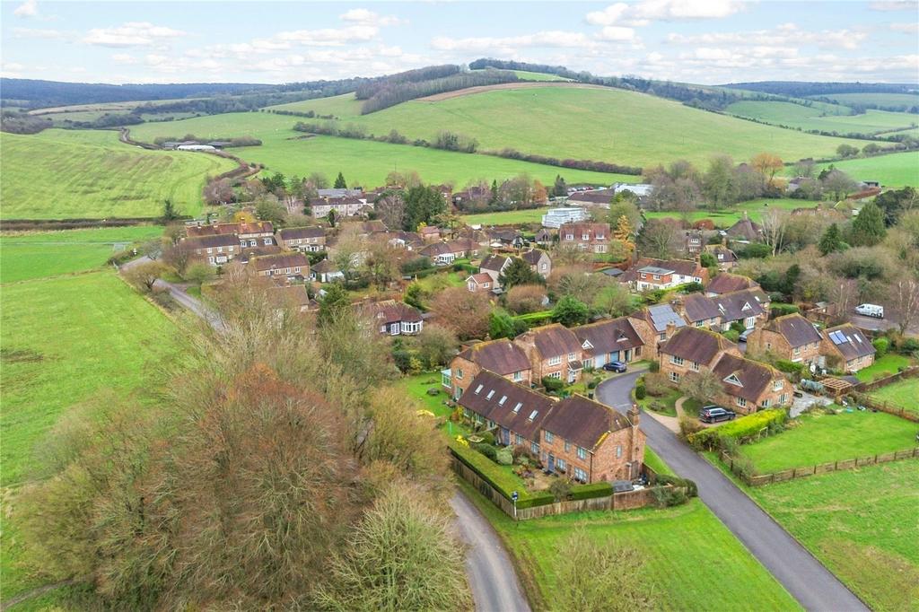 Charlton Mill Way, Charlton, Chichester, West Sussex, PO18 5 bed semi