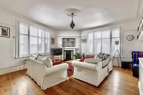 6 bedroom end of terrace house for sale, Church Road, Teddington, TW11