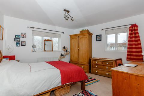 6 bedroom end of terrace house for sale, Church Road, Teddington, TW11