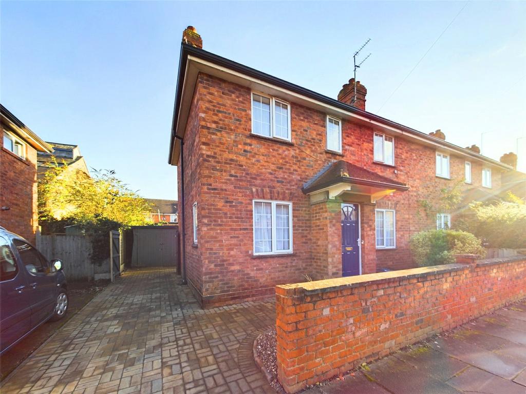 St. Pauls Street South, Cheltenham, Gloucestershire, GL50 4 bed semi
