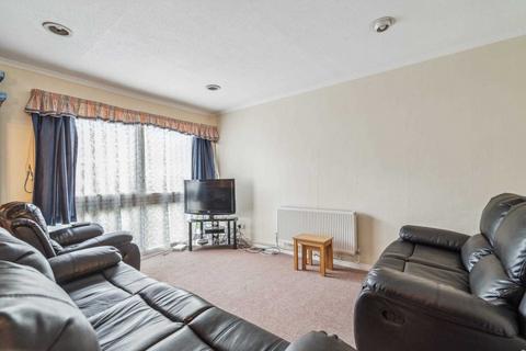 3 bedroom terraced house for sale, Claybury, Bushey