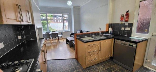 Scarsdale-road-m14-5py-953287