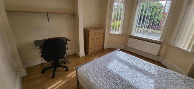 Scarsdale-road-m14-5py-953290