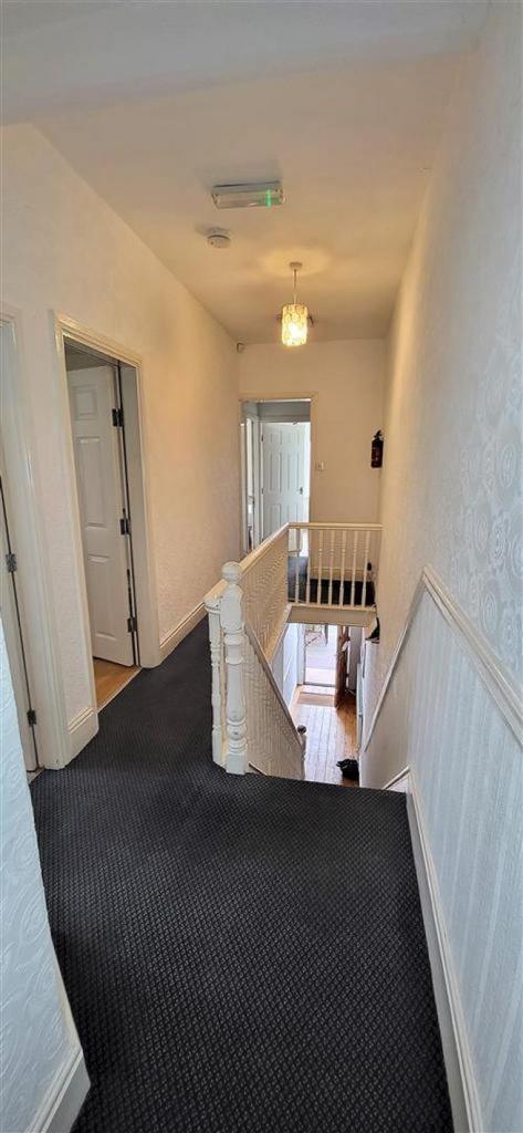 Scarsdale-road-m14-5py-953296