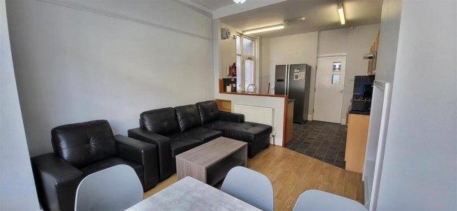 Scarsdale-road-m14-5py-953285