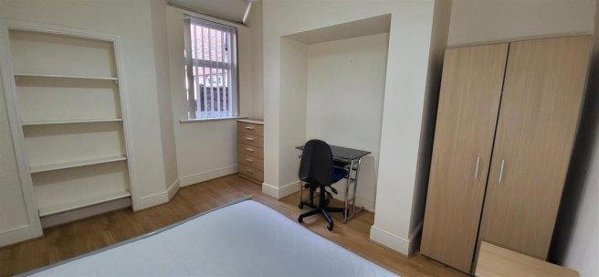Scarsdale-road-m14-5py-953293