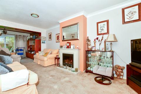 5 Eagle Close, Larkfield, Aylesford, ME20 6QF