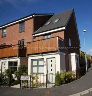 3 bedroom townhouse to rent, Highmarsh Crescent, West Didsbury, Manchester, M20 2LU