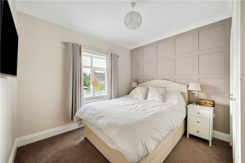 22 Brookside, Collingham, Wetherby, LS22 5AN