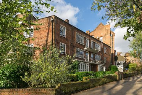 3 bedroom apartment for sale, Fitzjohns Avenue, London