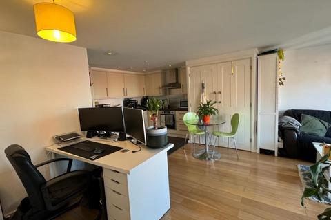 1 bedroom apartment for sale, Clarke Court, 64 High Street, Egham, Surrey, TW20