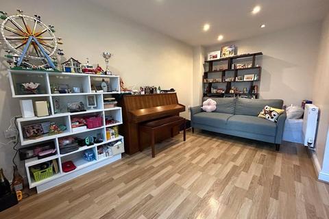 undefined, Austin Way, Bracknell, Berkshire, RG12