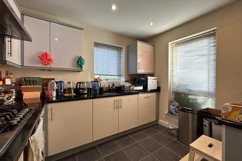 undefined, Austin Way, Bracknell, Berkshire, RG12