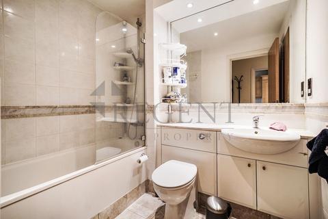 1 bedroom apartment to rent, Whitehouse Apartments, Belvedere Road, SE1