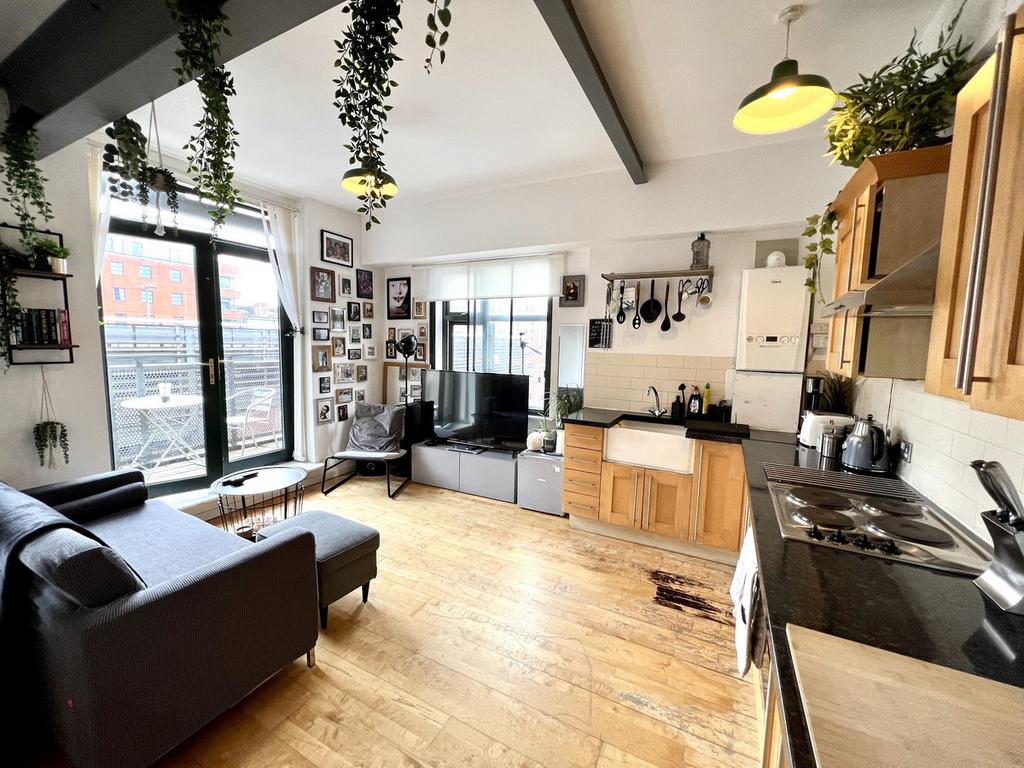 Living &amp; Kitchen Area