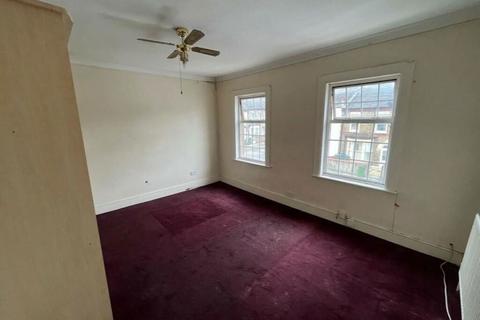 19 Tewson Road, London, SE18 1BB