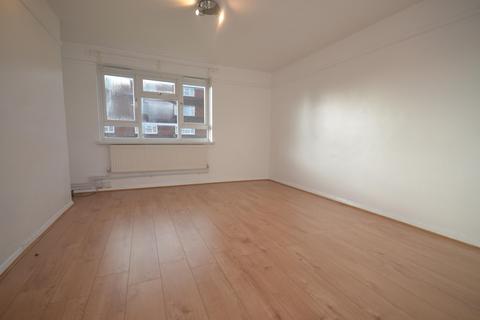 1 bedroom flat to rent, Hermitage Road, Crystal Palace, London, SE19