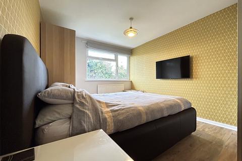 3 bedroom end of terrace house for sale, Enstone Road, Woodley, Wokingham, Berkshire, RG5
