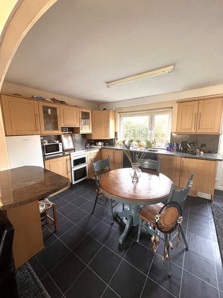 Margaretvale Drive, Larkhall ML9 2 bed end of terrace house for sale