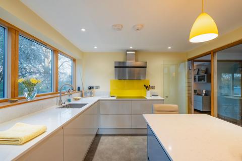 Shearwater Barnfield, Crediton, EX17 3HY