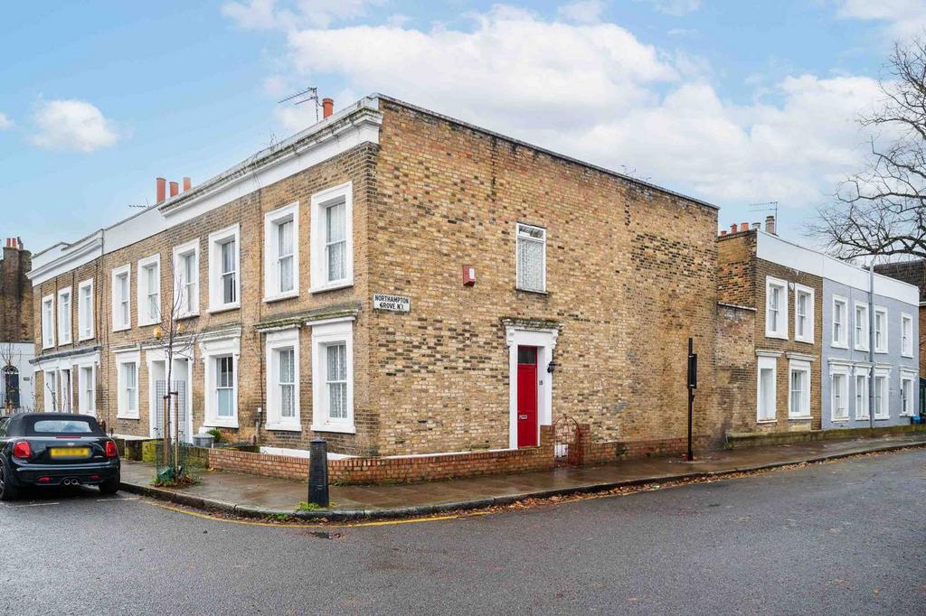 Northampton Grove, Islington, London, N1 3 bed house for sale £900,000