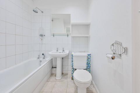 1 bedroom flat for sale, Highbury New Park, Islington, London, N5