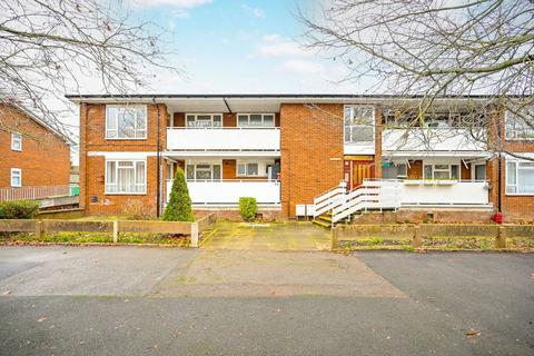 3 bedroom flat for sale, Haylett Gardens, Kingston, Kingston upon Thames, KT1