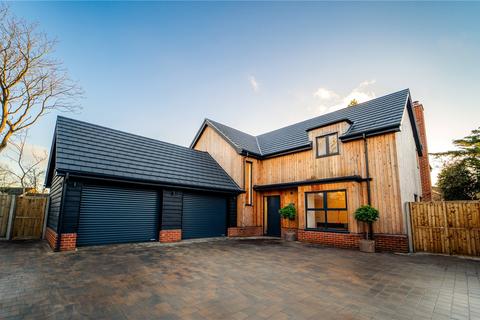 4 bedroom detached house for sale, The Maltings, Wangford Road, Reydon, Suffolk, IP18