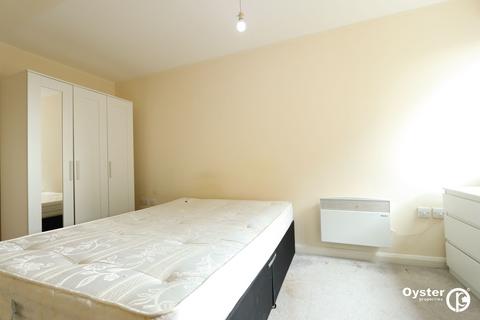 1 bedroom flat to rent, Ilford Hill, Icon Building, IG1