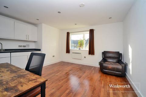Flat 5, Village Court, 25a Park Road, Sutton, SM3 8PY