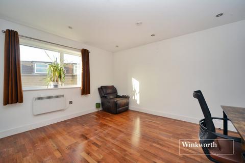 Flat 5, Village Court, 25a Park Road, Sutton, SM3 8PY