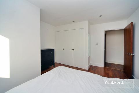 Flat 5, Village Court, 25a Park Road, Sutton, SM3 8PY