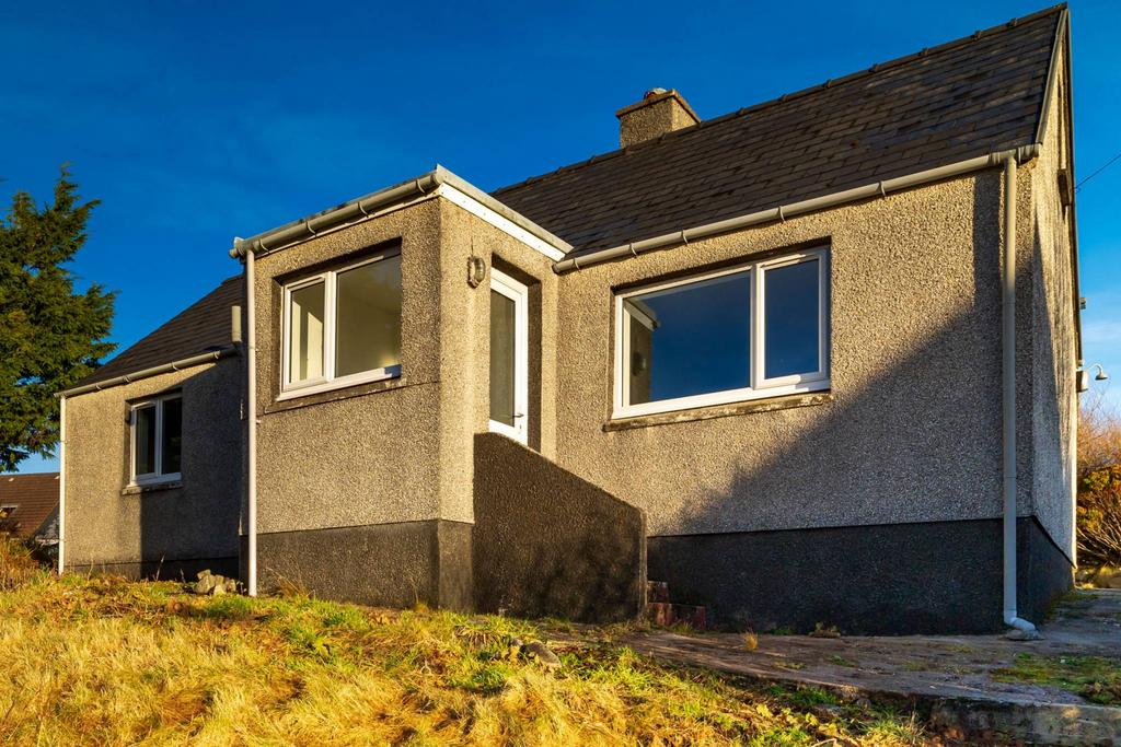 93 Balallan, Isle of Lewis, HS2 9PT 2 bed cottage for sale £160,000