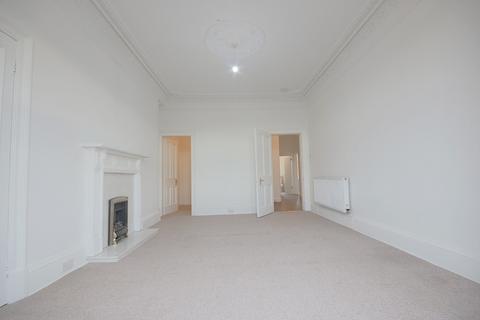 3 bedroom flat to rent, Ashley Terrace, Shandon, Edinburgh, EH11