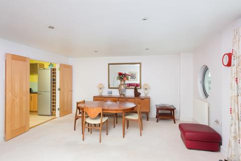 Flat 16, Capricorn Place Lime Kiln Road, Bristol, BS8 4SX
