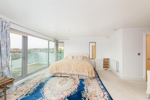 Flat 16, Capricorn Place Lime Kiln Road, Bristol, BS8 4SX