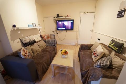 5 bedroom house to rent, 8 Frederick Grove, Lenton, Nottingham, NG7 1SG