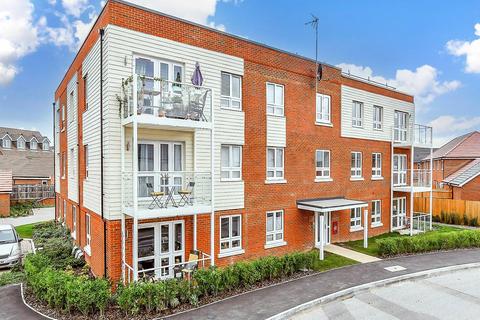 2 bedroom apartment for sale, Limestone Road, Chichester, West Sussex