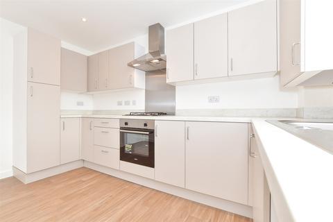 2 bedroom apartment for sale, Limestone Road, Chichester, West Sussex