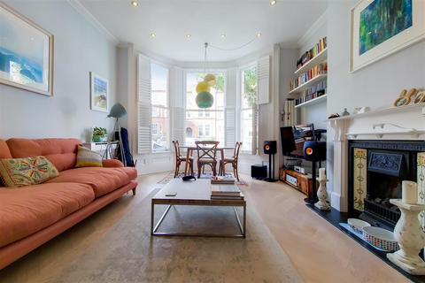 2 bedroom apartment for sale, Elgin Avenue, Maida Vale, London W9