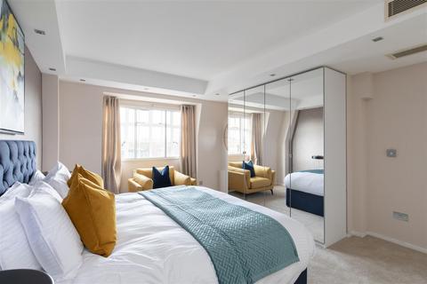 3 bedroom apartment for sale, Knightsbridge Court, Sloane Street, London