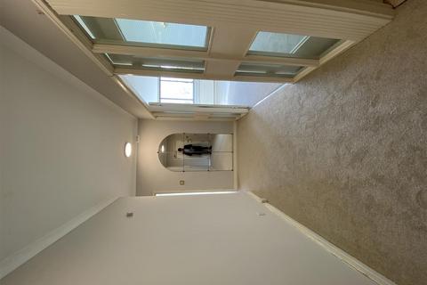 1 bedroom apartment for sale, Cambridge Square, Hyde Park, London