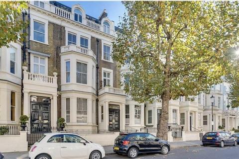 1 bedroom apartment for sale, Penywern Road, Earls Court, London SW5